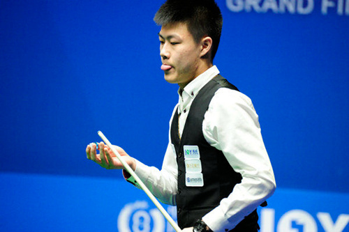 本场比赛以 本场比赛以