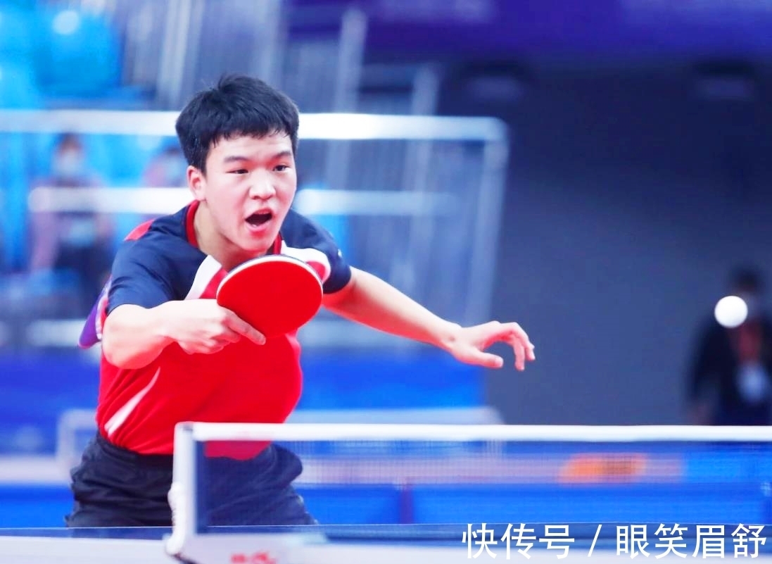 他在公开场 他在公开场