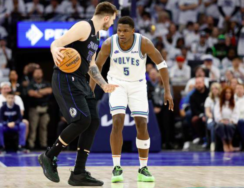 事更加耐人 事更加耐人